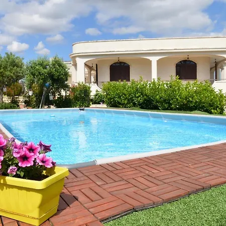 Trullo 게스트하우스 치스테르니노